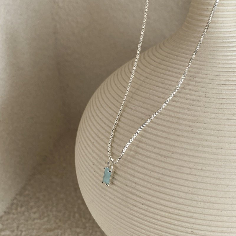 Sense Beautiful Square Blue Clavicle Chain